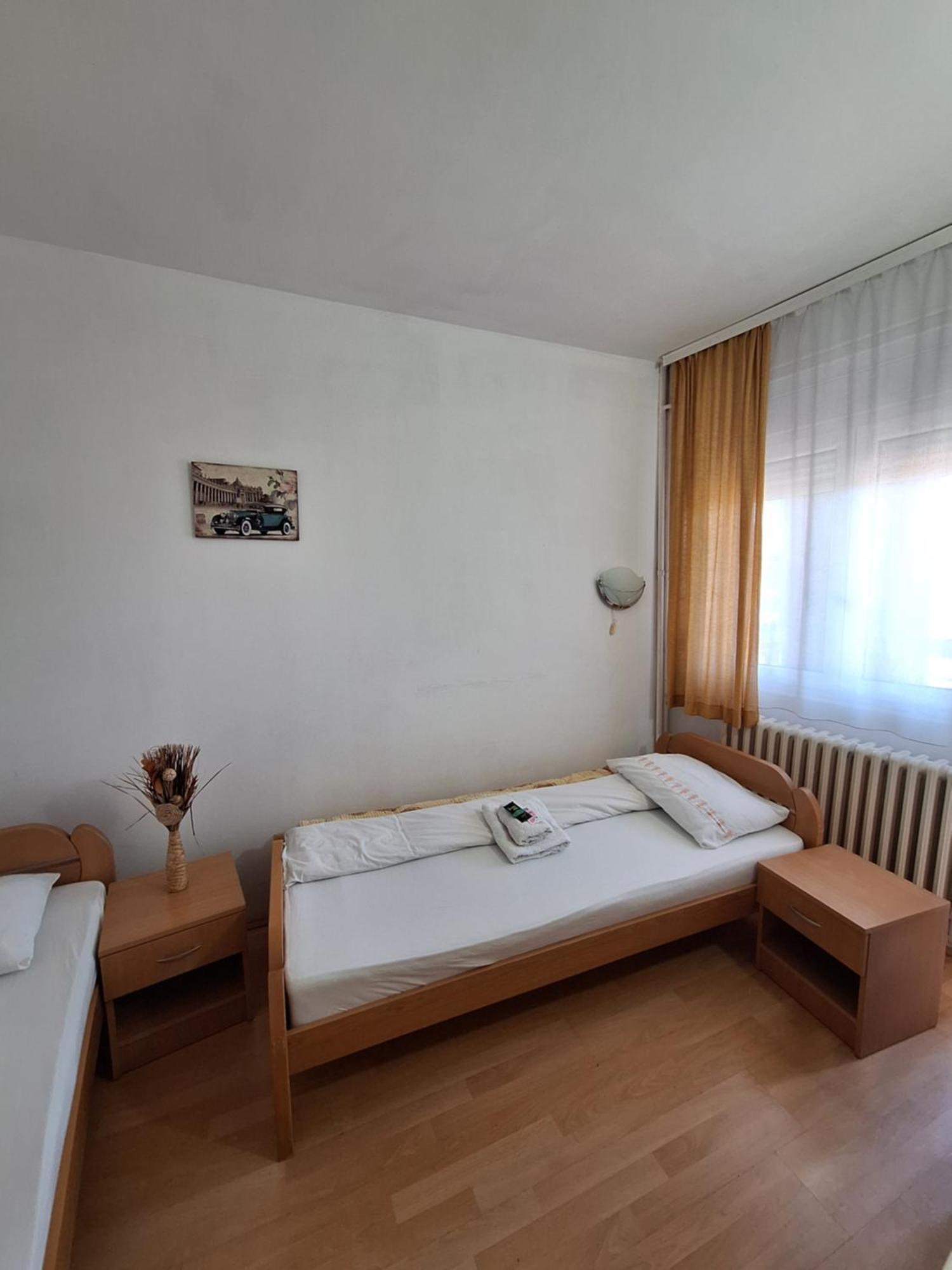 Hotel Konaciste Trstenik المظهر الخارجي الصورة