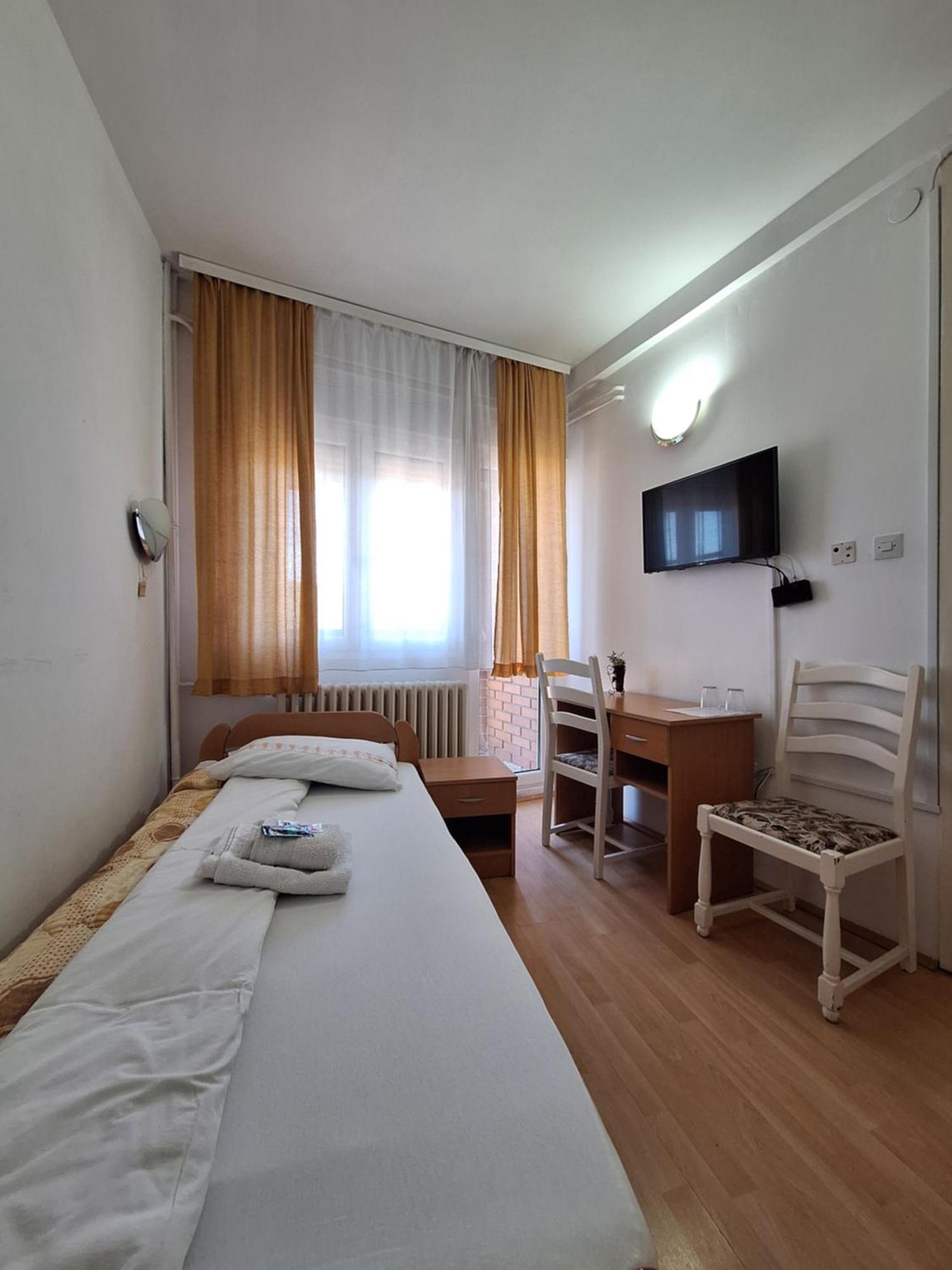 Hotel Konaciste Trstenik المظهر الخارجي الصورة