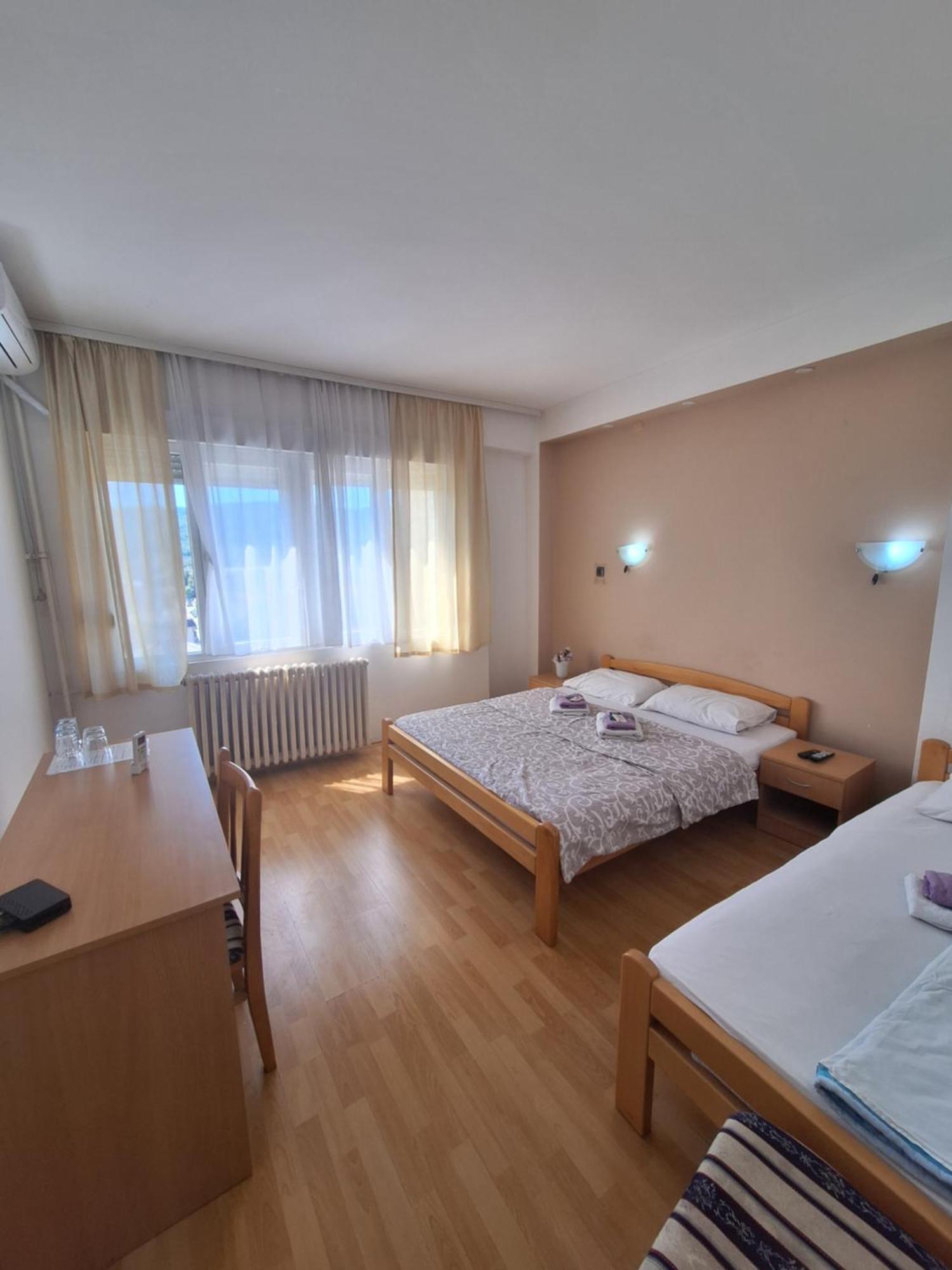 Hotel Konaciste Trstenik المظهر الخارجي الصورة